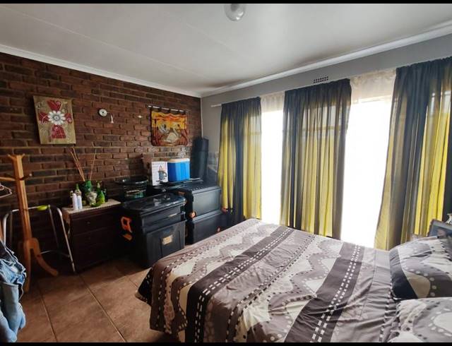 FARM FOR SALE IN BUYSCELIA